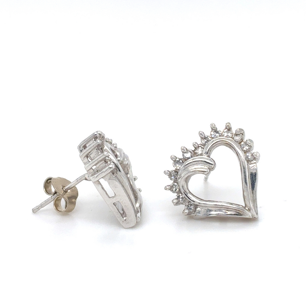 10kt White Gold .25ct Diamond Heart Stud Earring