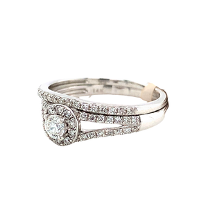 14kt White Gold Diamond Ring set