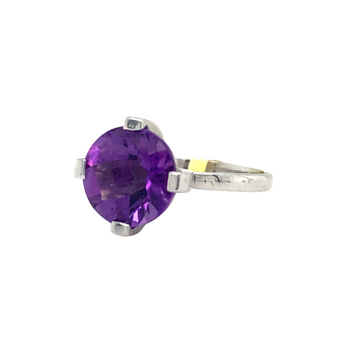 14KT White Gold round Amethyst Ring