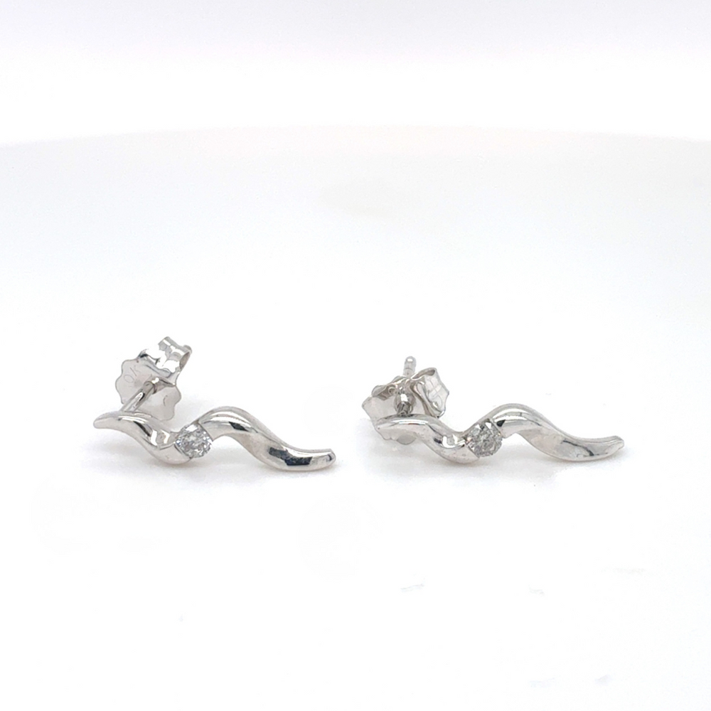 10kt White Gold .04ct Diamond Stud Earring