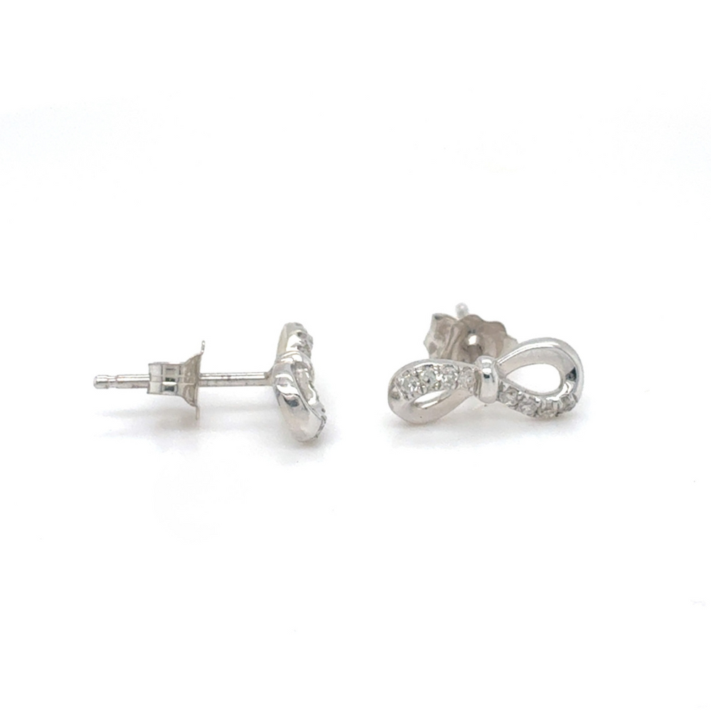10kt White Gold .04ct Diamond Stud Earring