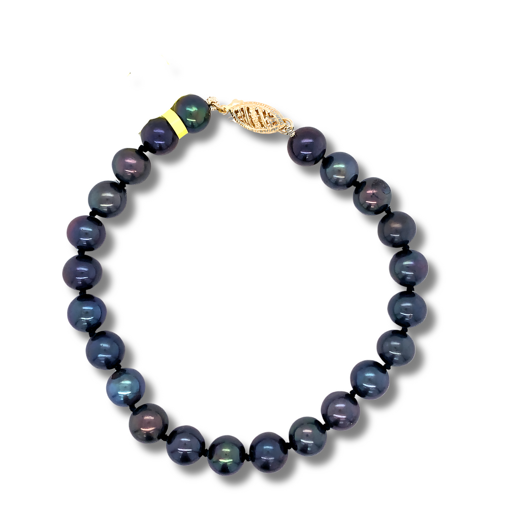14kt Yellow Gold Black Pearl Bracelet
