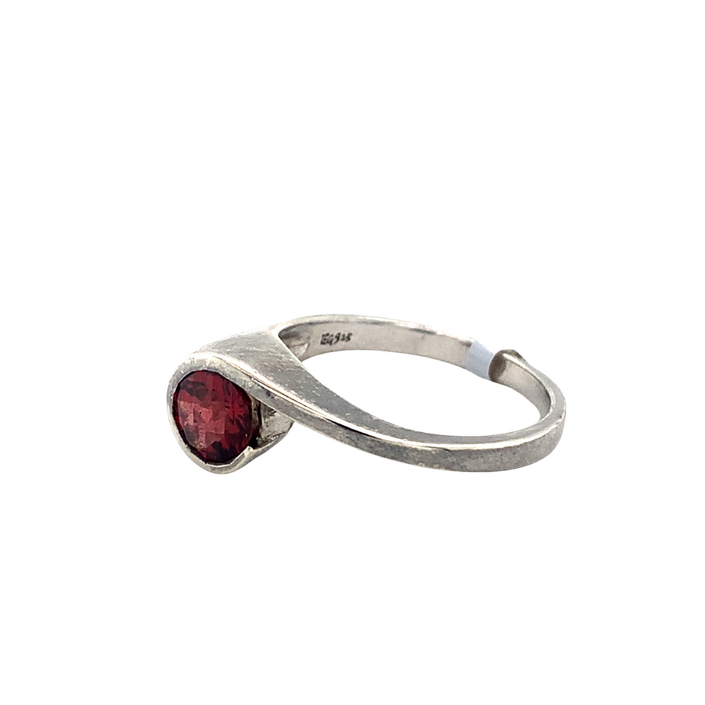 Sterling Silver Ring with Garnet