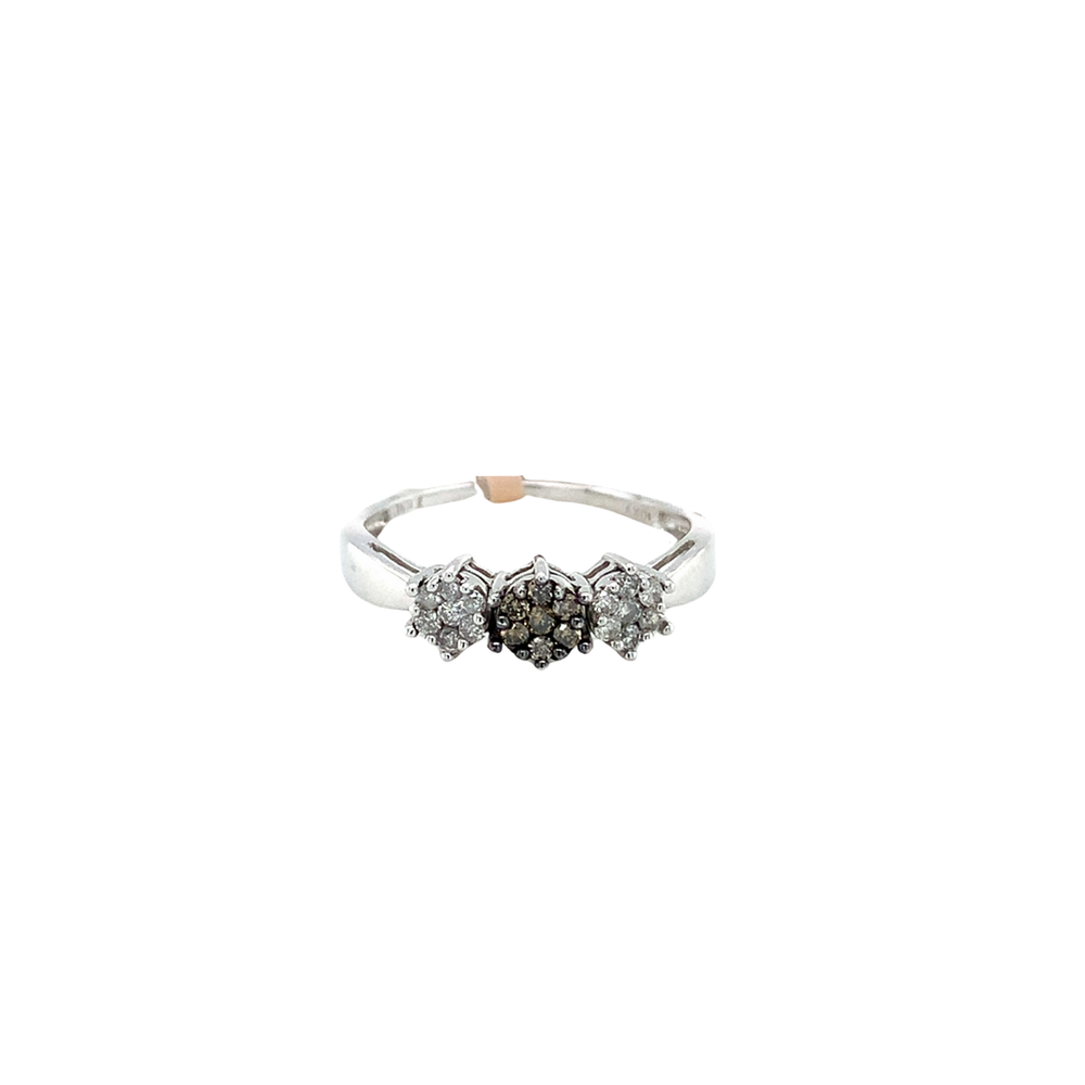 10kt White Gold .26 tw Diamond Ring