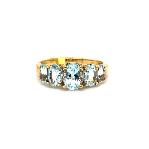 10kt Yellow Gold Oval Aquamarine Ring