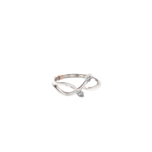 10kt White Gold Diamond Ring
