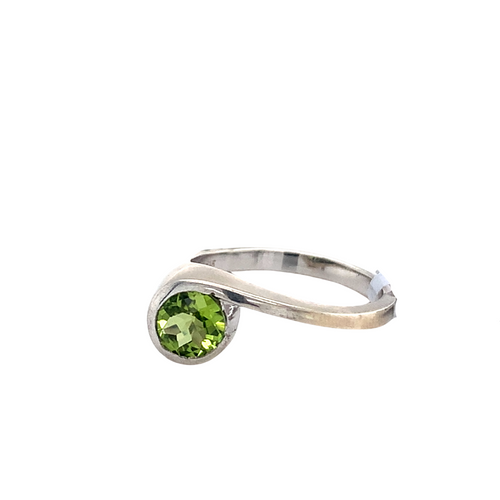 Sterling Silver Ring with Peridot