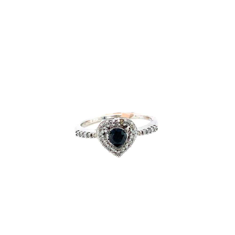 10kt White Gold .50 tw Diamond Ring
