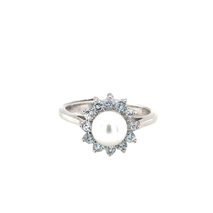 Sterling Silver Ring with Pearl