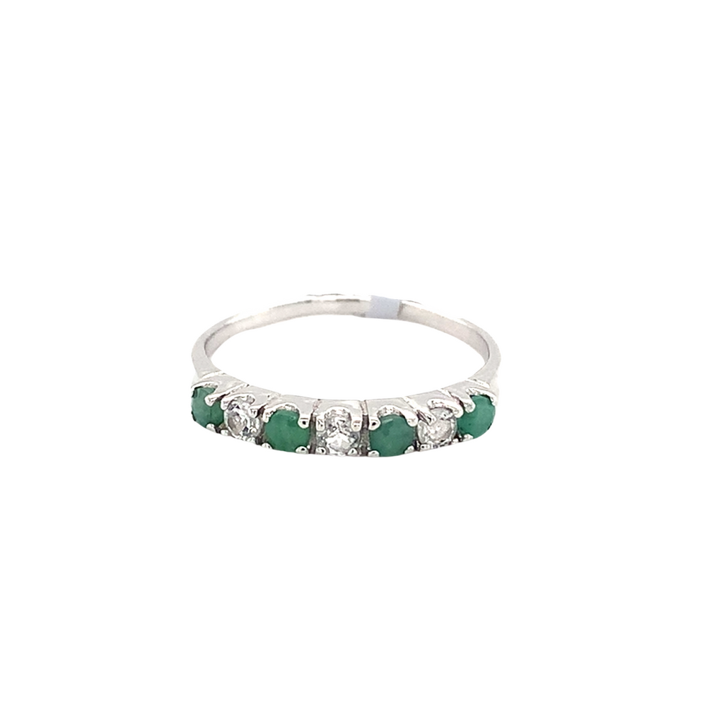 Sterling Silver Ring with Emerald