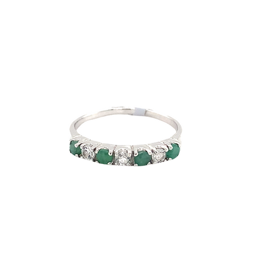 Sterling Silver Ring with Emerald