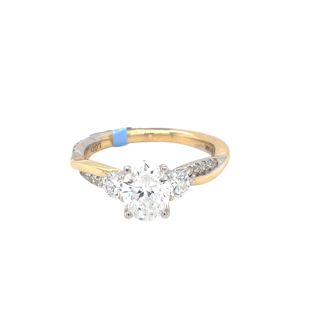 14kt Yellow Gold Oval Lab Grown Diamond Ring