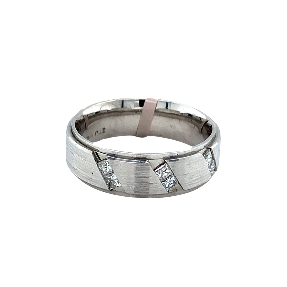 10kt White Gold Diamond Ring