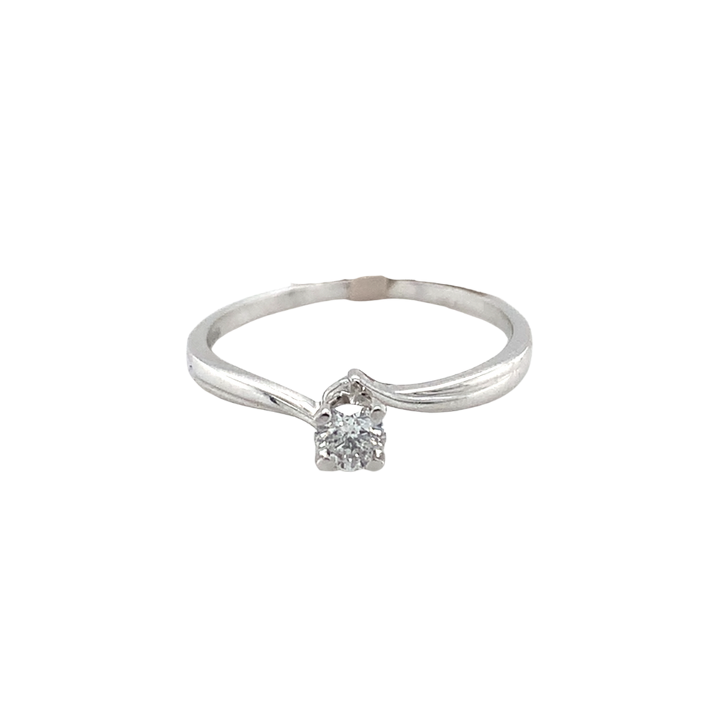 10kt White Gold Diamond Ring