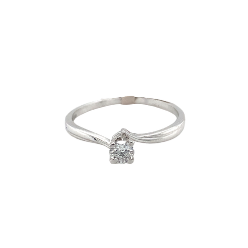 10kt White Gold Diamond Ring