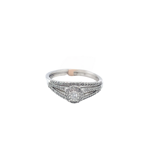 10kt White Gold Diamond Ring set
