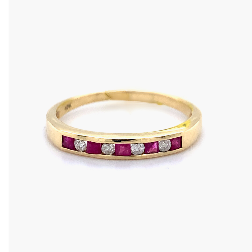 10KY Ruby and Diamond Band