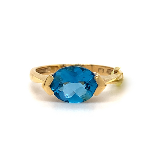 14kt Yellow Gold Blue Topaz