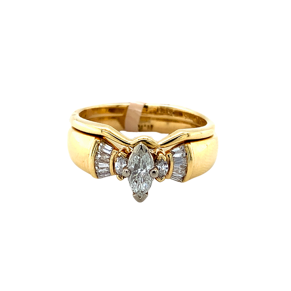 14kt Yellow Gold Diamond Ring set