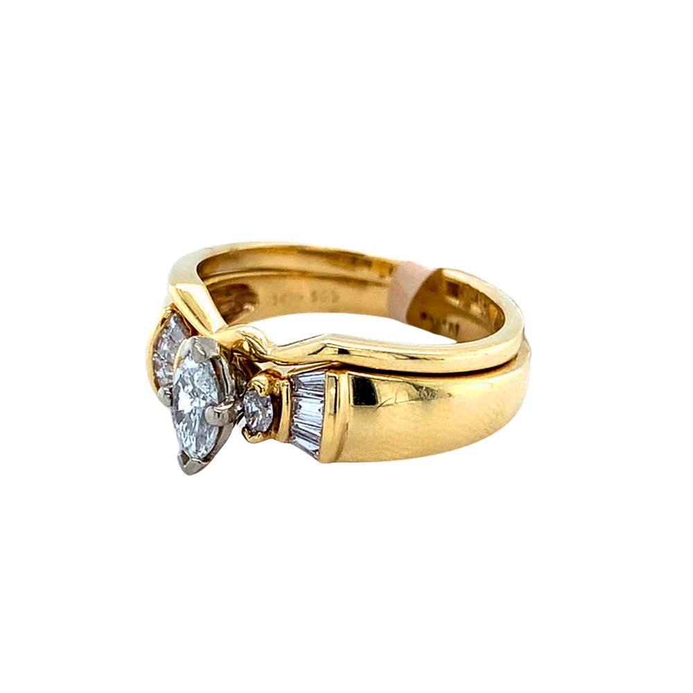 14kt Yellow Gold Diamond Ring set
