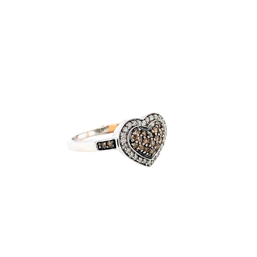 10kt White Gold .51 tw Diamond Ring
