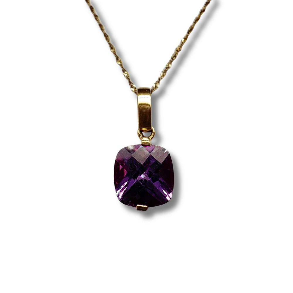 14KY Alexandrite Solitaire Pendant