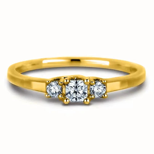 10KY .28tw 3 Stone Canadian Diamond Ring