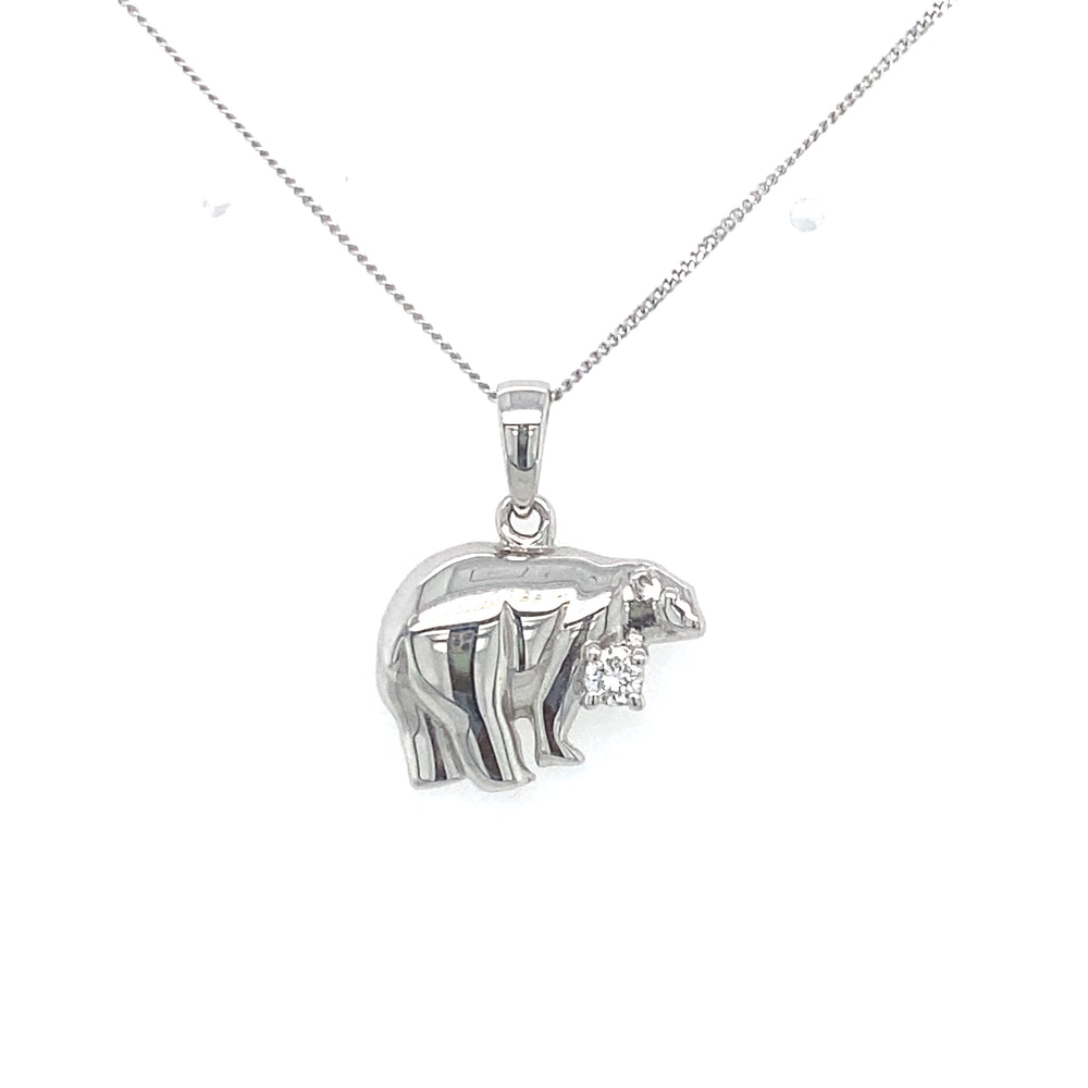 10kt White Gold .05ct Canadian Diamond Pendant