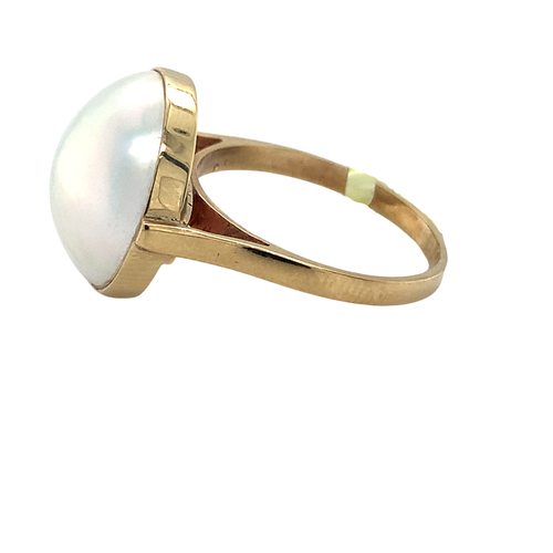 10K Yellow Gold Mabe Pearl Ring