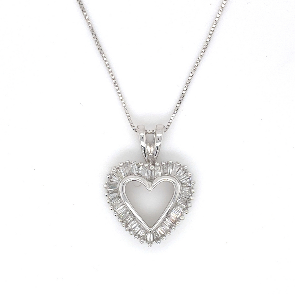 10kt White Gold 0.46ct Diamond Heart Pendant