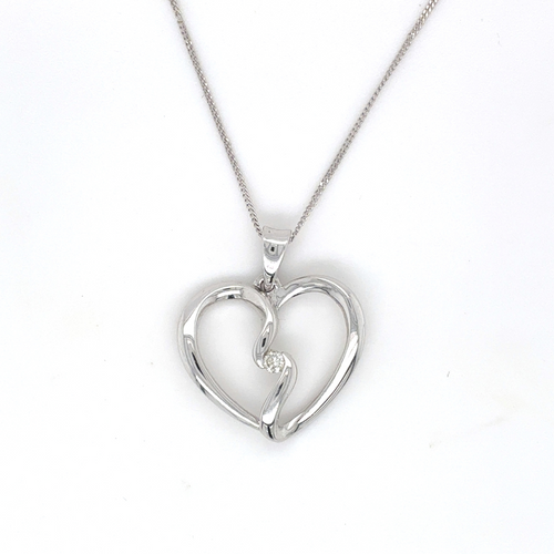 10/14kt White Gold 0.35ct Diamond Heart Pendant