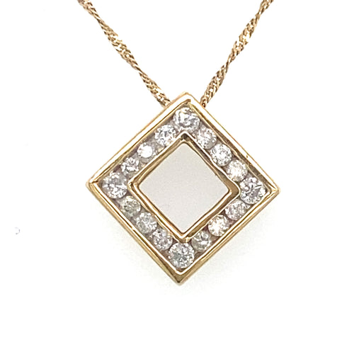 10/14kt Yellow Gold 0.30ct Diamond Pendant
