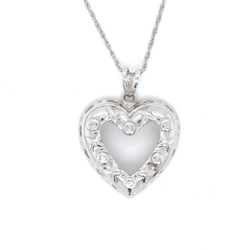 10/14kt White Gold 0.47ct Diamond Heart Pendant