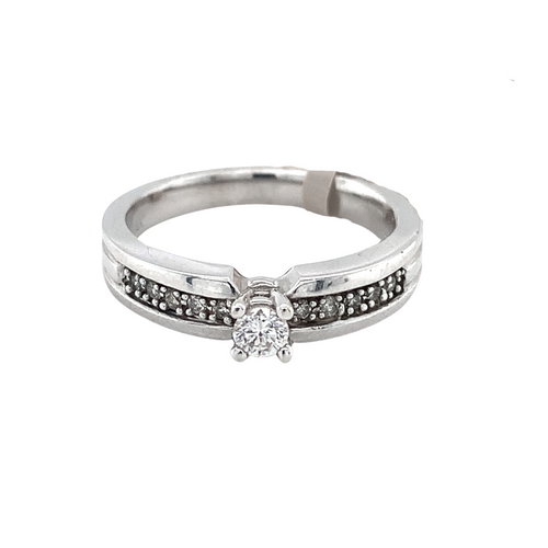 14kt White Gold and .20tw Diamond Ring