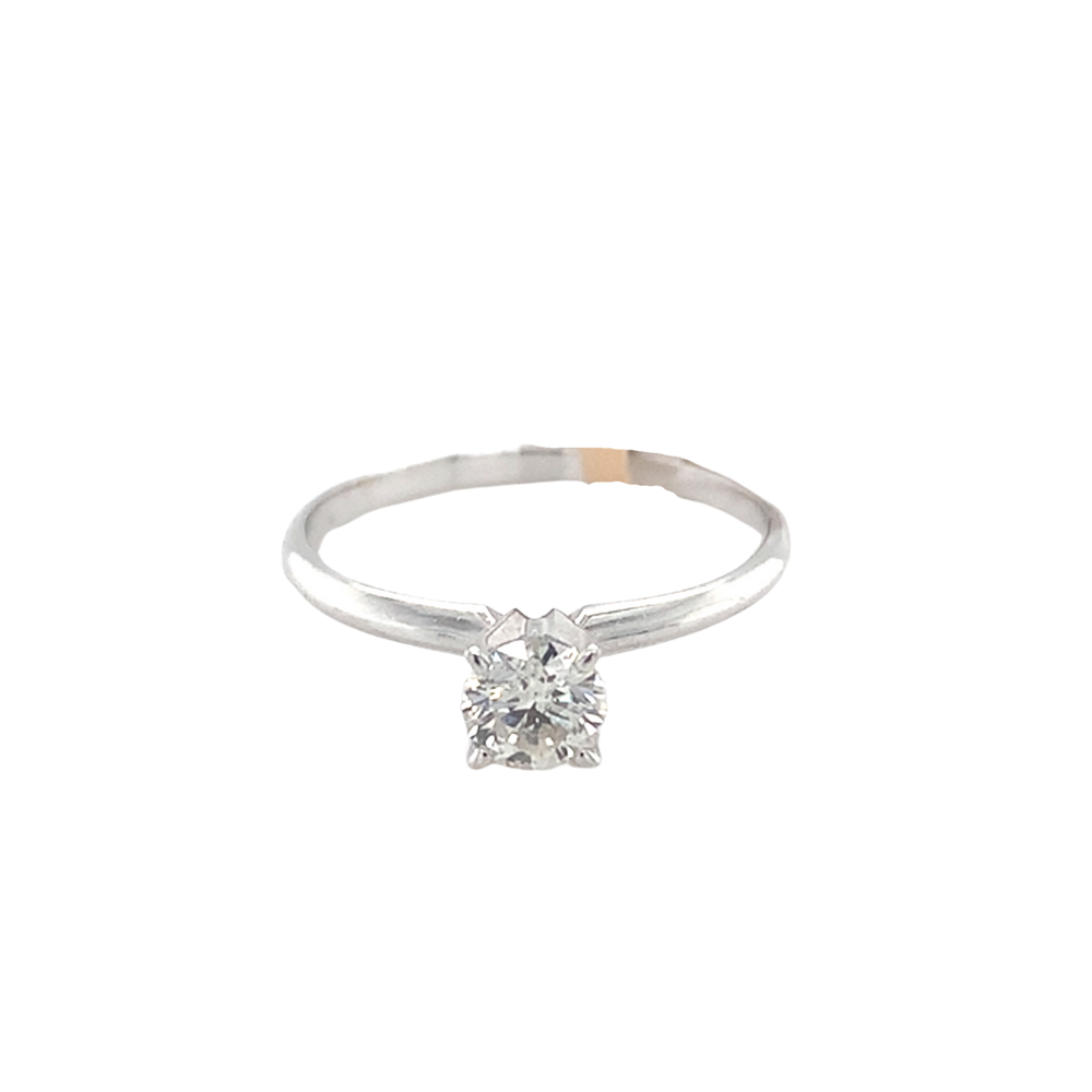 10kt White Gold Diamond Ring