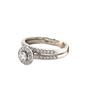 14kt White Gold Diamond Ring set
