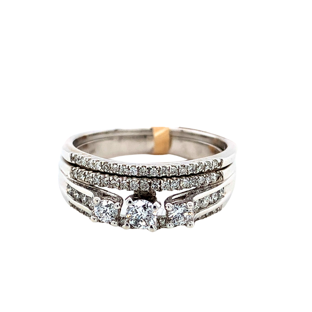 14kt White Gold Diamond Ring set
