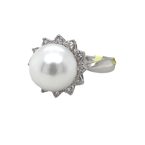 14K White Gold Fresh Water Pearl Diamond ring