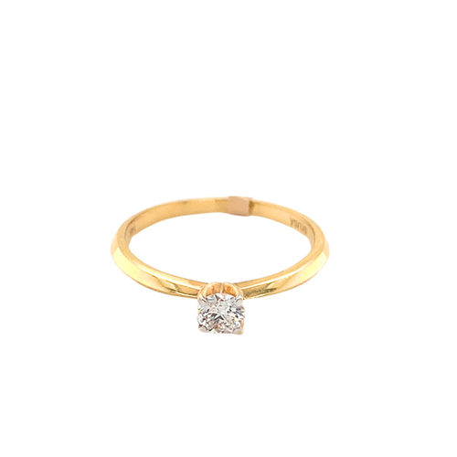 14kt Yellow Gold Diamond Ring