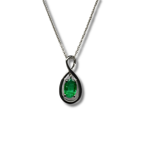10KW Natural Emerald Oval Pendant