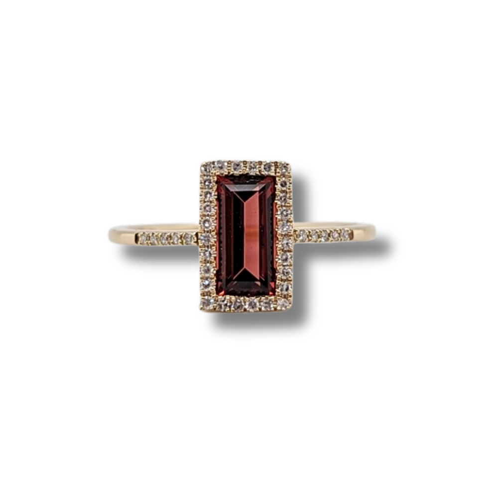 14kt yellow Gold Emerald cut Garnet+ Diamond Ring