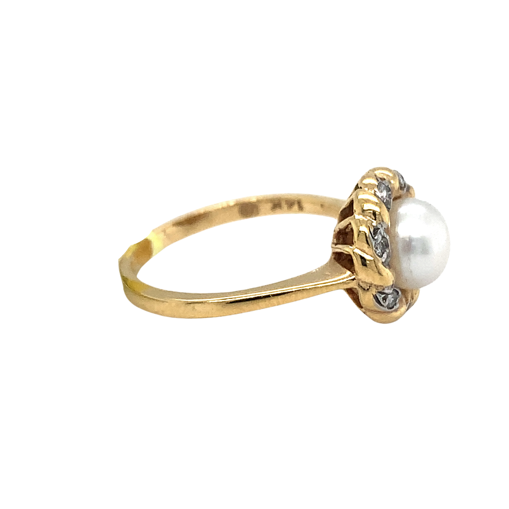 14K Yellow Gold Pearl Diamond ring