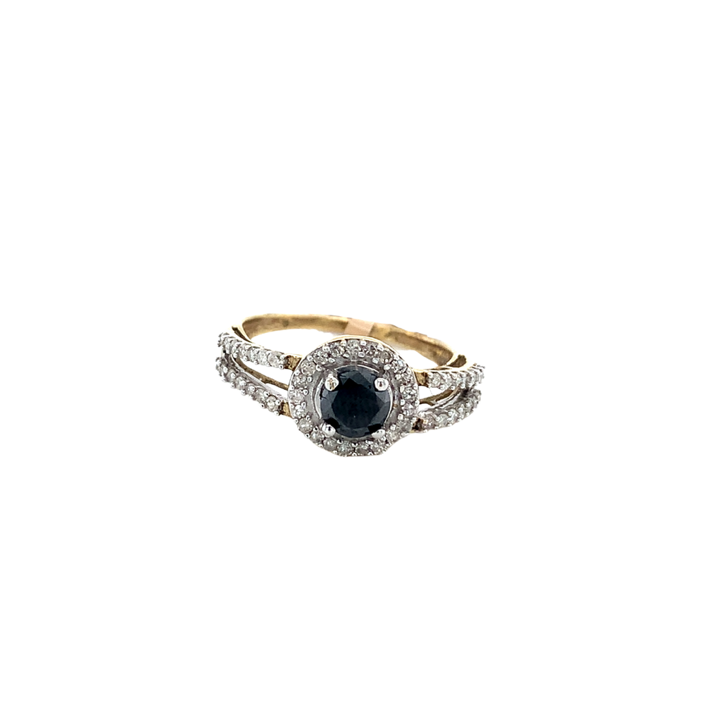 10kt Yellow Gold 1.06 tw Diamond Ring