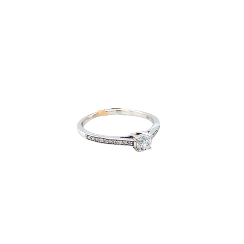 14kt White Gold .22cd +.07 Diamond Ring