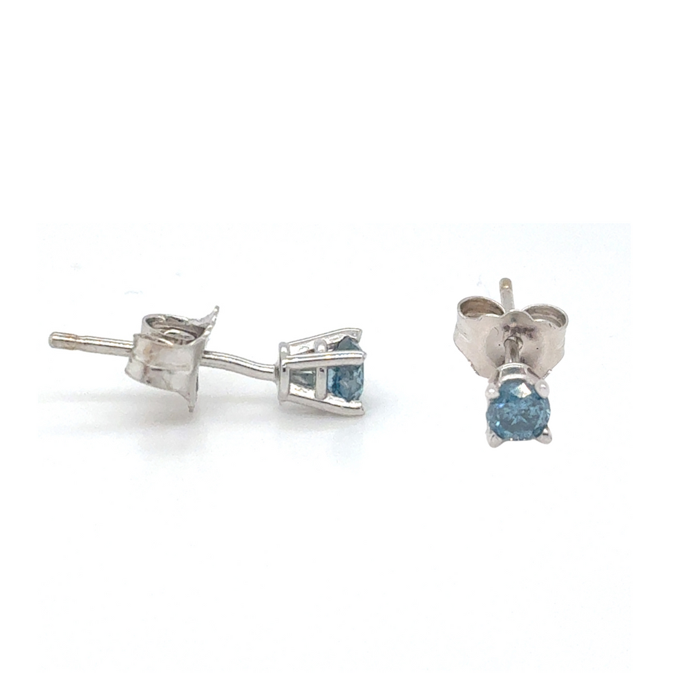 14kt White Gold .25ct Blue Diamond Stud Earring
