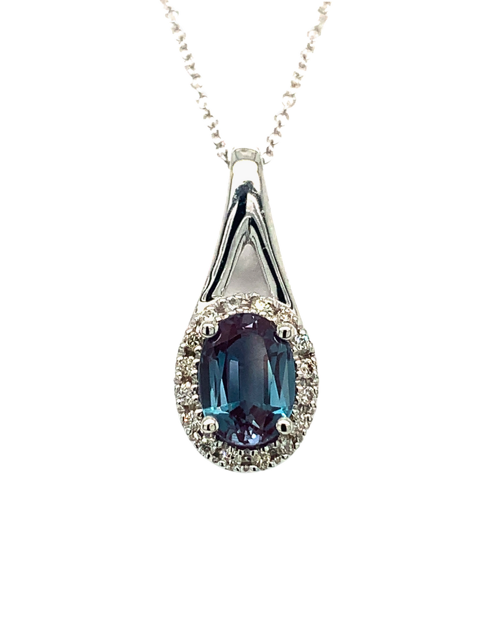 10KW Oval Shape Alexandrite and Diamond Pendant
