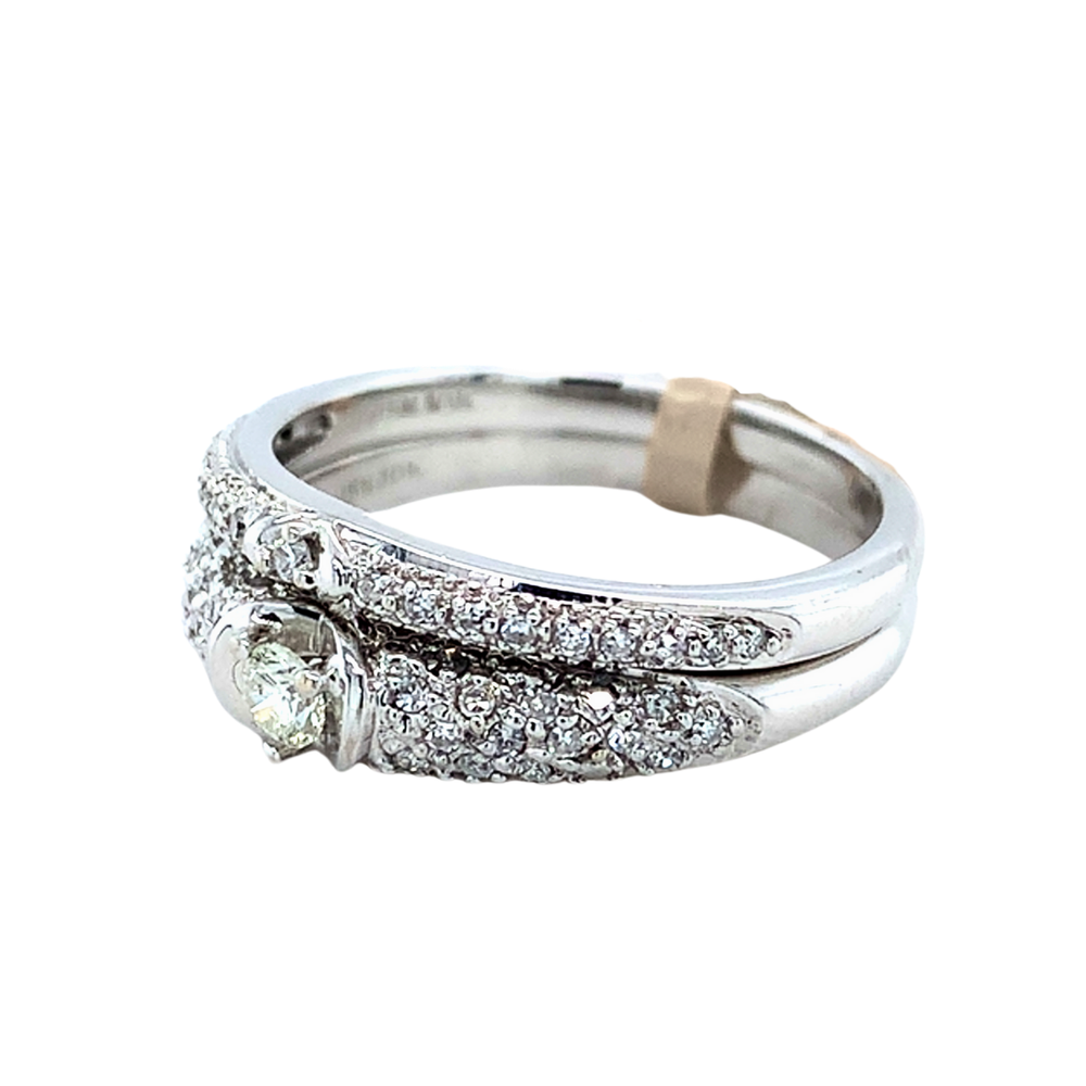 10kt White Gold Diamond Ring
