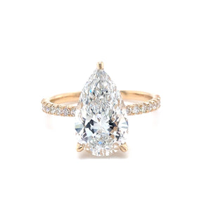 14kt Yellow Gold Lab Grown 3.04ct Centre Pear Cut Diamond Engagement Ring