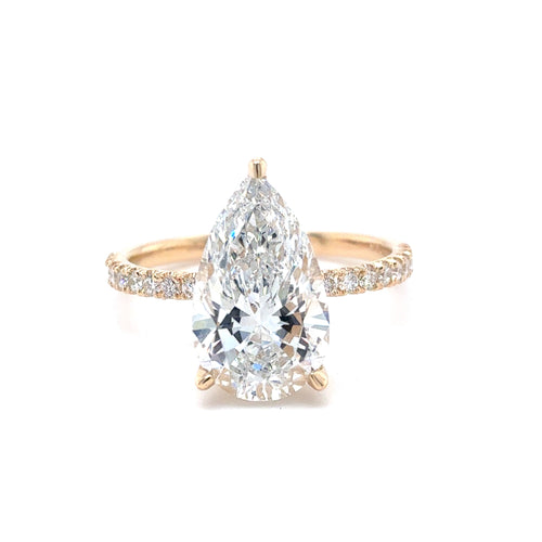 14kt Yellow Gold Lab Grown 3.04ct Centre Pear Cut Diamond Engagement Ring