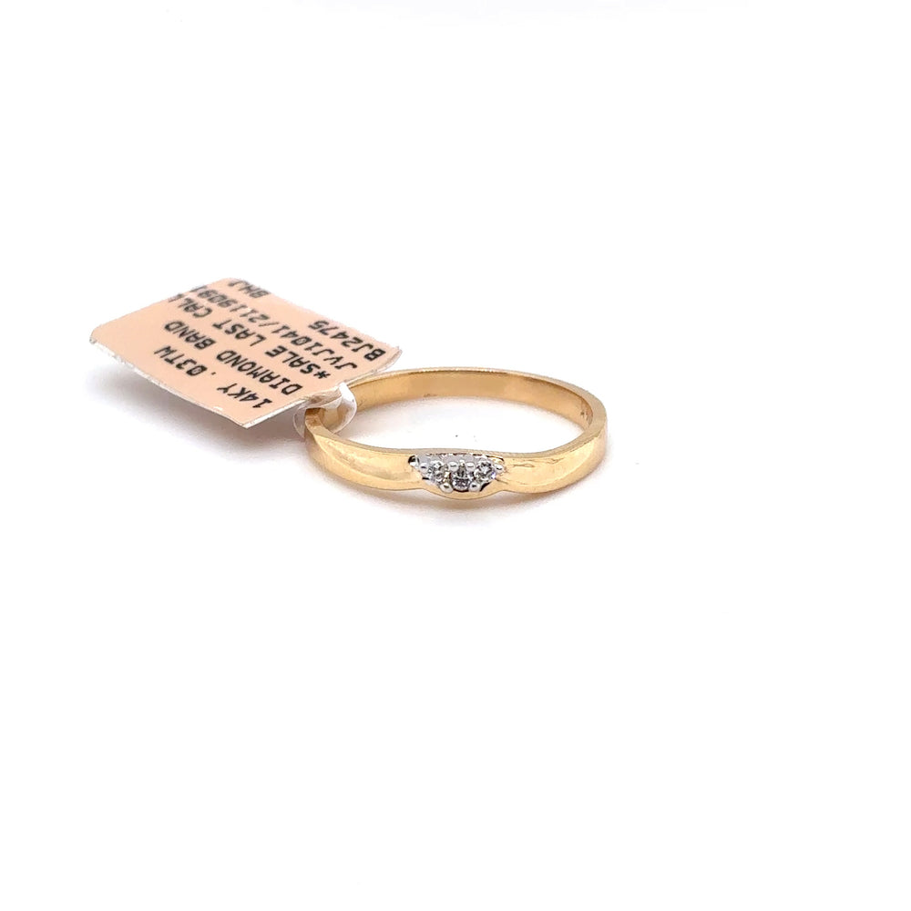 14kt Yellow Gold Diamond Band